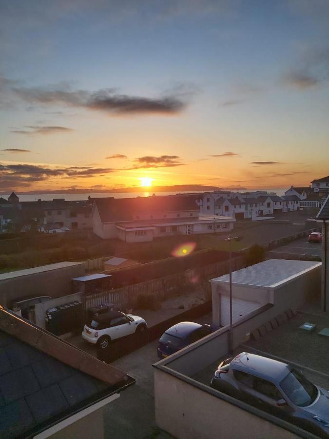 Portstewart Central Loft Apartment Luaran gambar